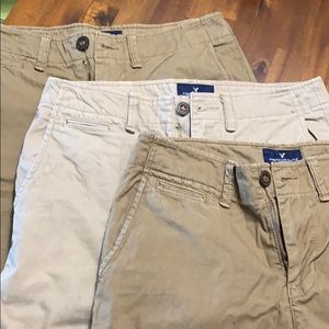 American Eagle khaki pants, 29 x 32